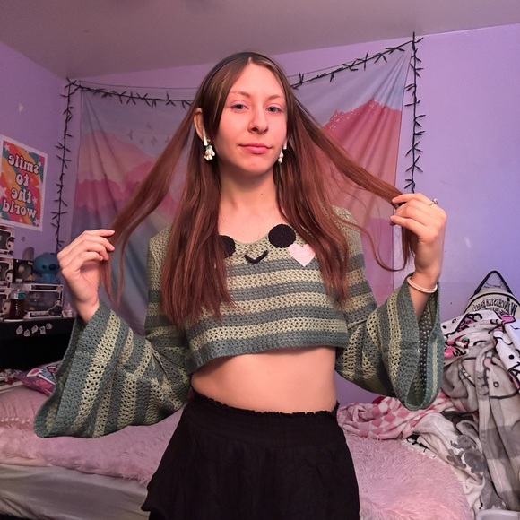 Meet your Posher, Emma - Picture 2 of 3